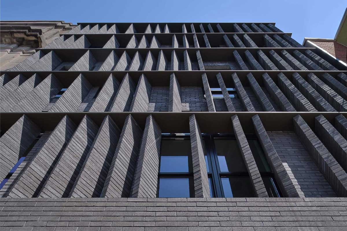 GRAY BRICKS